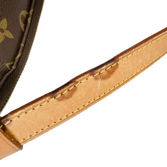 LOUIS VUITTON Brown Monogram Canvas Shoulder Bag - Picture 11 of 16